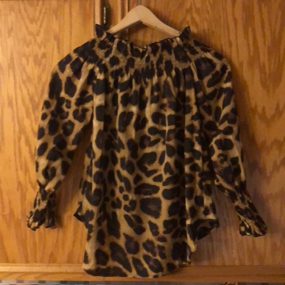 Cheetah blouse - Picture 1 of 3